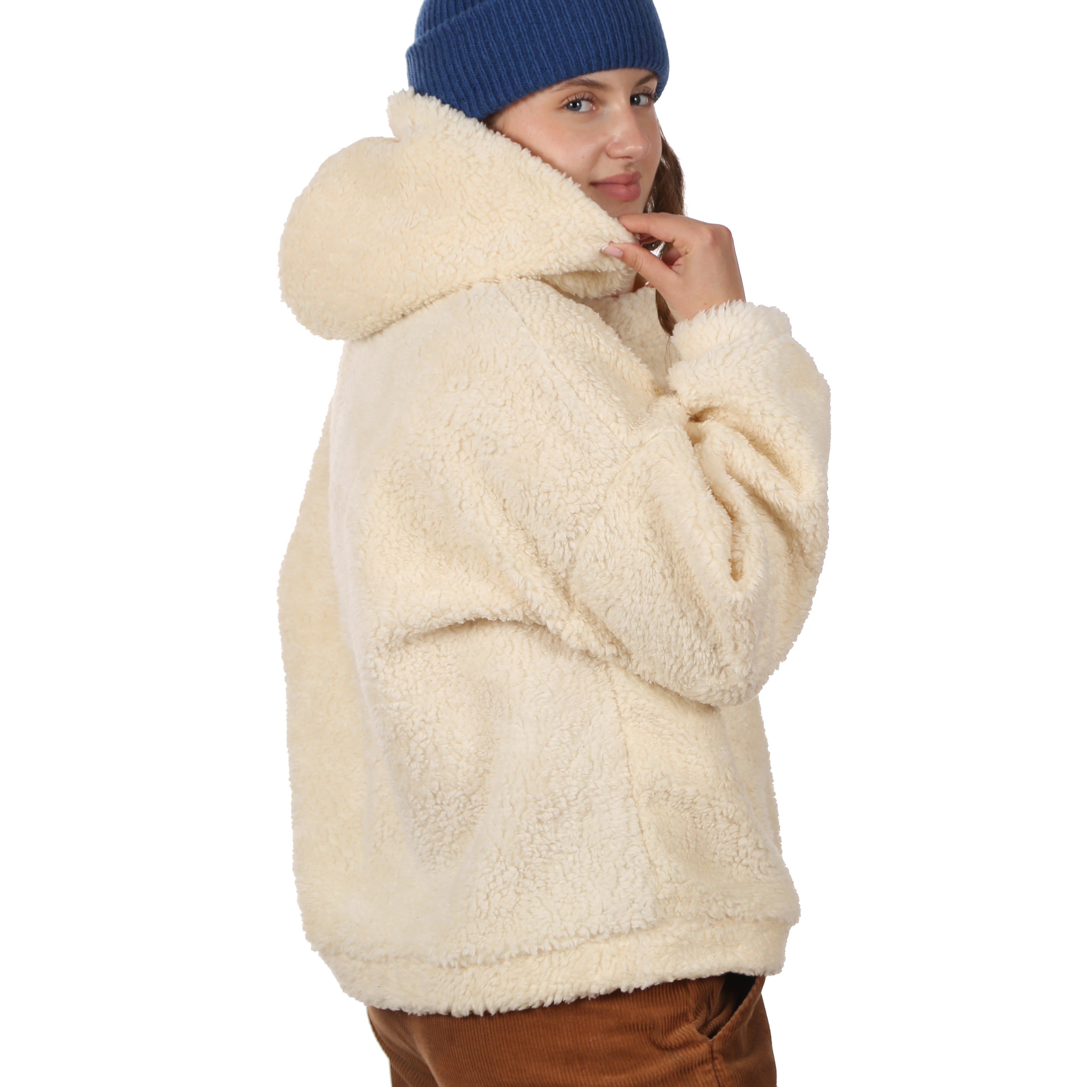 Schnittmuster FRAU YUTTA – extra-oversized Hoodie mit Reißverschluss, STUDIO SCHNITTREIF