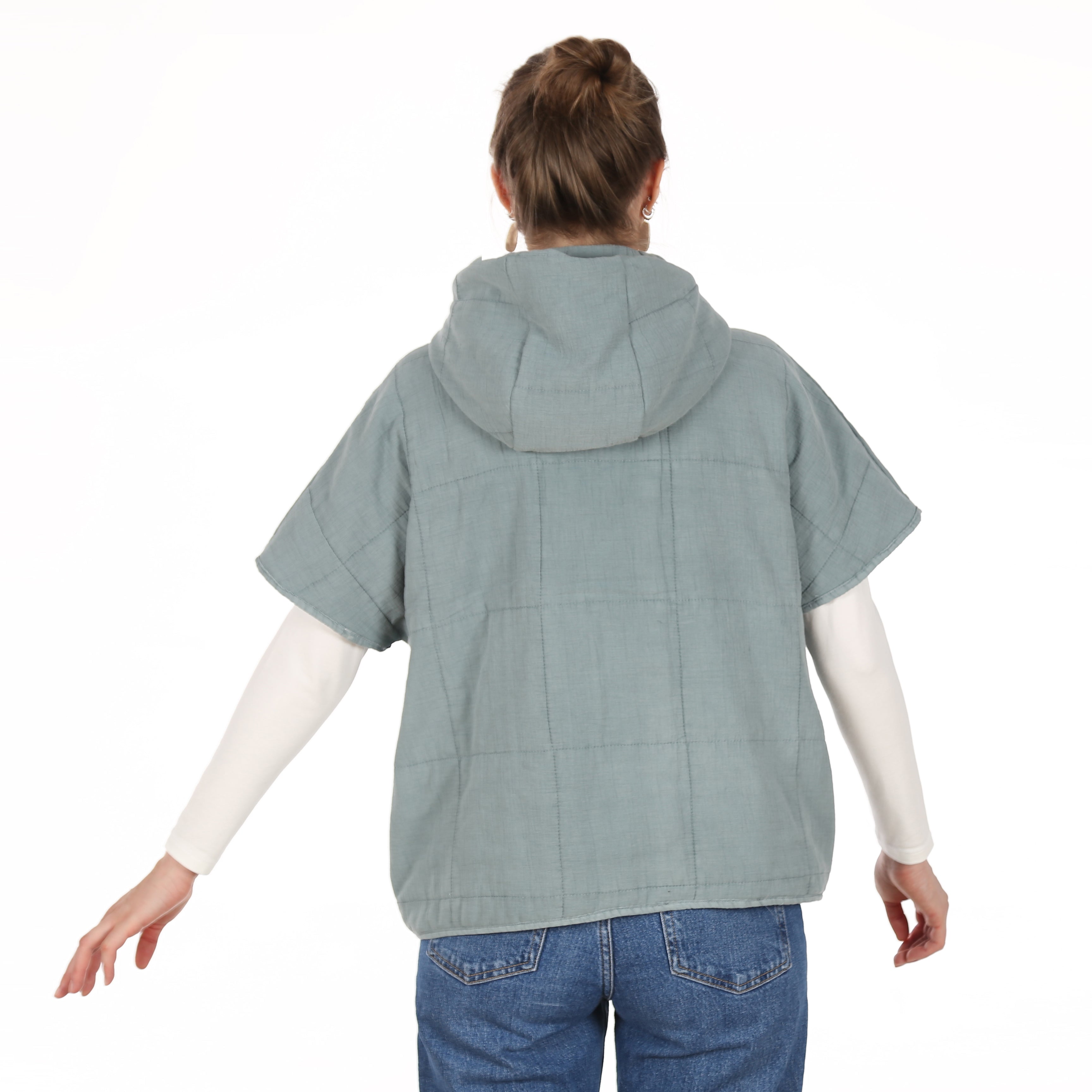 Schnittmuster FRAU KYRA – Steppweste mit Kapuze, STUDIO SCHNITTREIF
