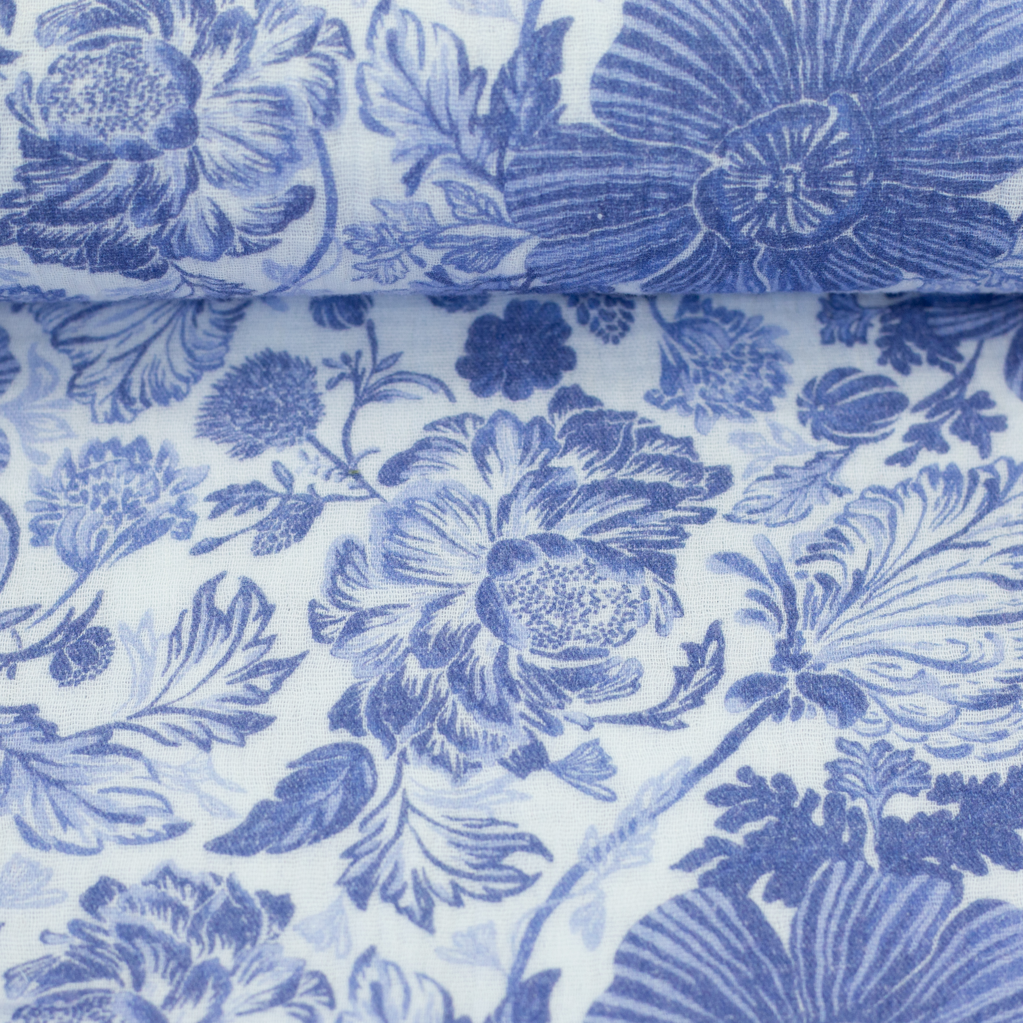 Musselin Double Gauze Blumen rauchblau weiss