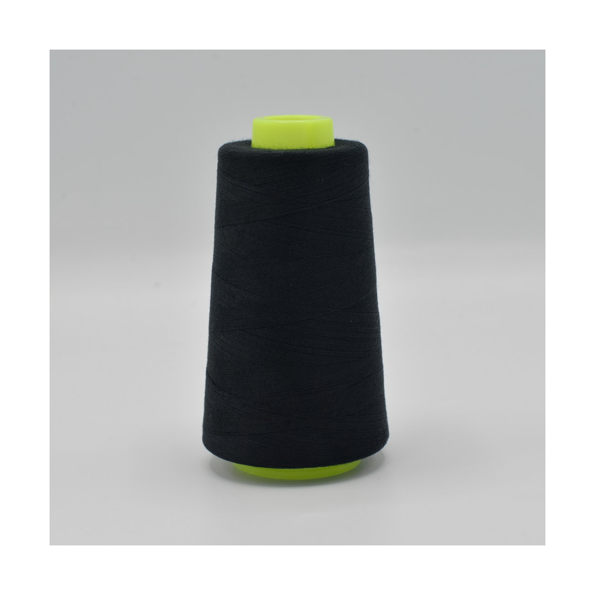 Overlock-Garn Schwarz – Nähgarn-Konus