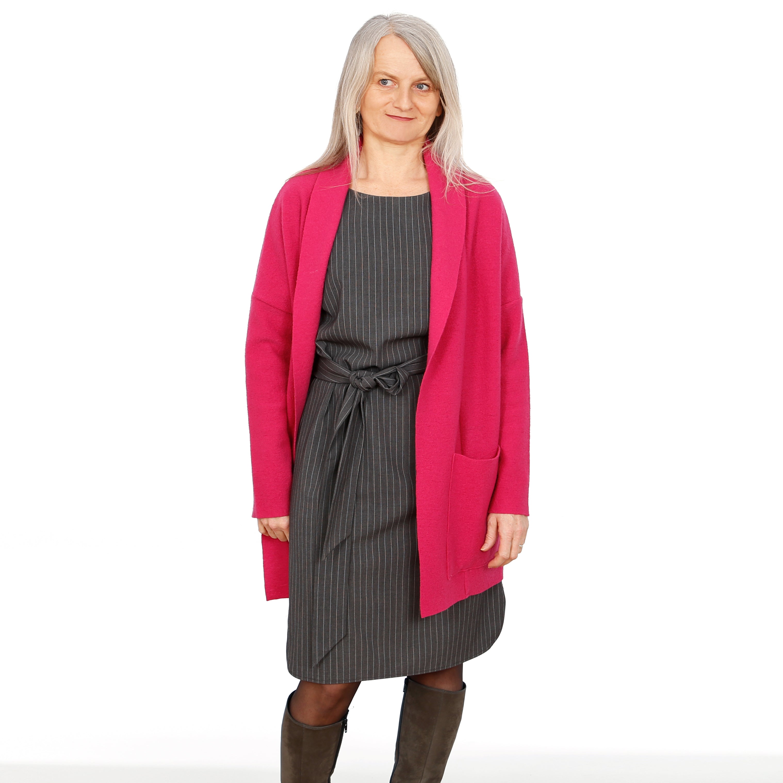 Schnittmuster FRAU KATI – Sweatjacke mit Kellerfalte, STUDIO SCHNITTREIF