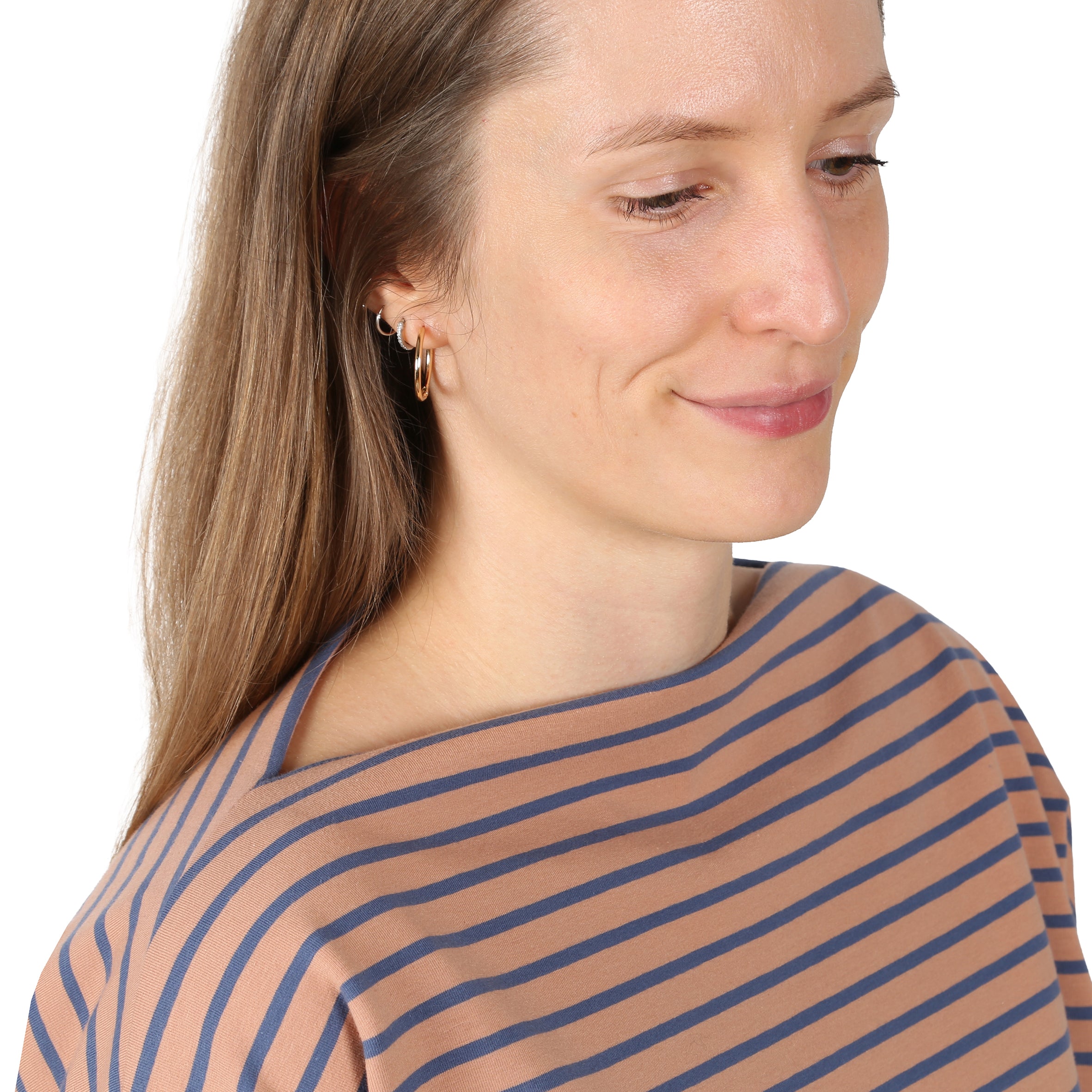 Schnittmuster FRAU LARA – Longsleeve mit geradem U-Boot-Ausschnitt, STUDIO SCHNITTREIF
