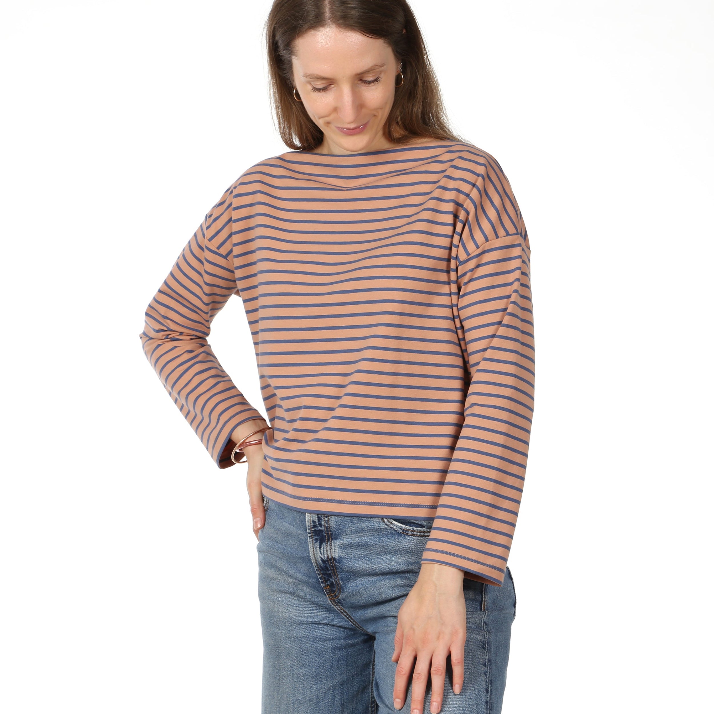Schnittmuster FRAU LARA – Longsleeve mit geradem U-Boot-Ausschnitt, STUDIO SCHNITTREIF