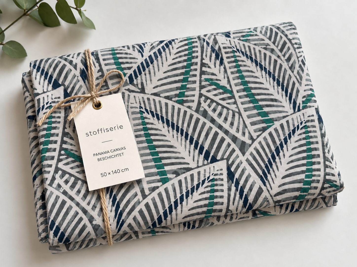 Panamastoff beschichtet Palmenblätter – Grau/Navy/Grün auf Weiß