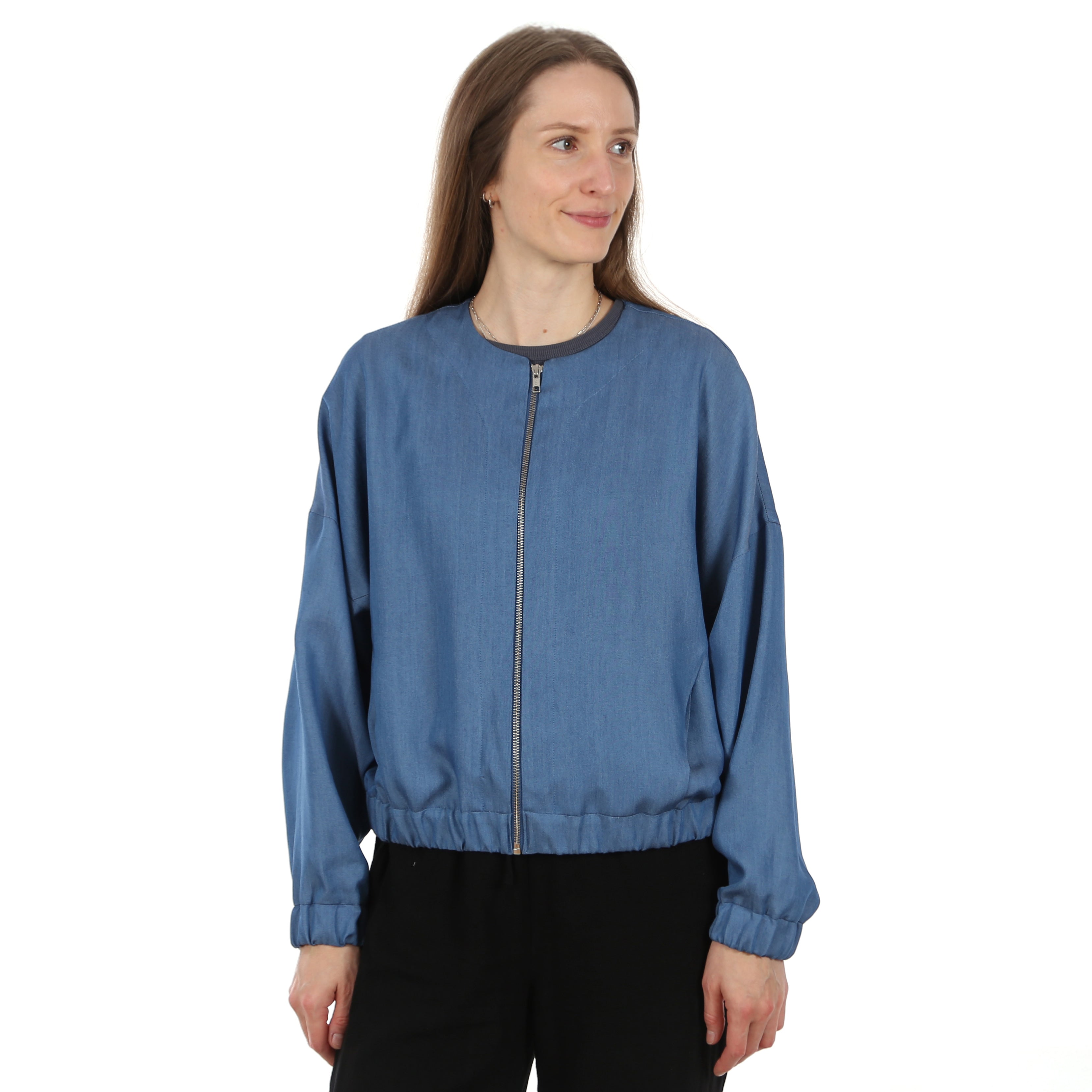 Schnittmuster FRAU KORA – leichte Jacke mit Fledermausärmeln, STUDIO SCHNITTREIF