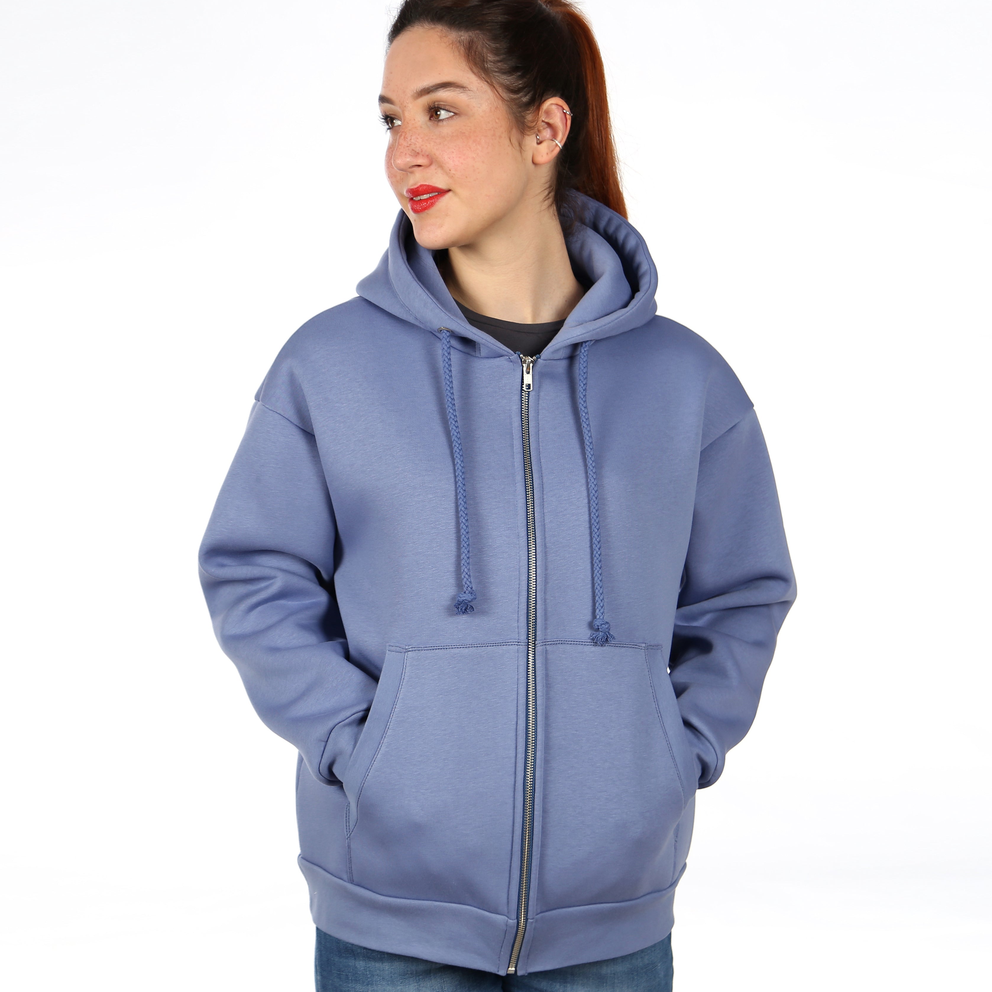Schnittmuster FRAU LOU – großzügige Sweatjacke mit Kapuze und Fronttaschen, STUDIO SCHNITTREIF