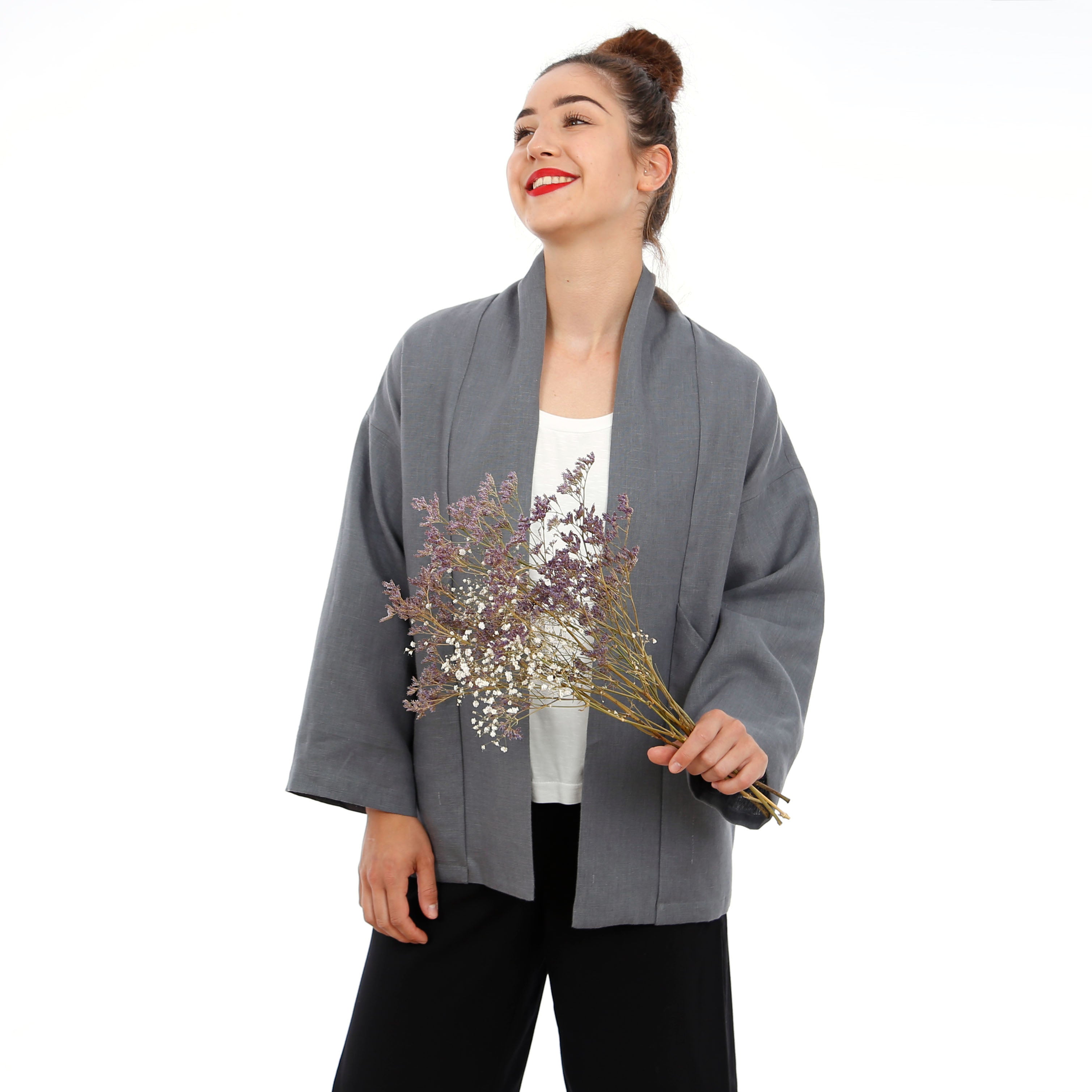 Schnittmuster FRAU SINA – Kimonojacke mit schrägen Taschen, STUDIO SCHNITTREIF