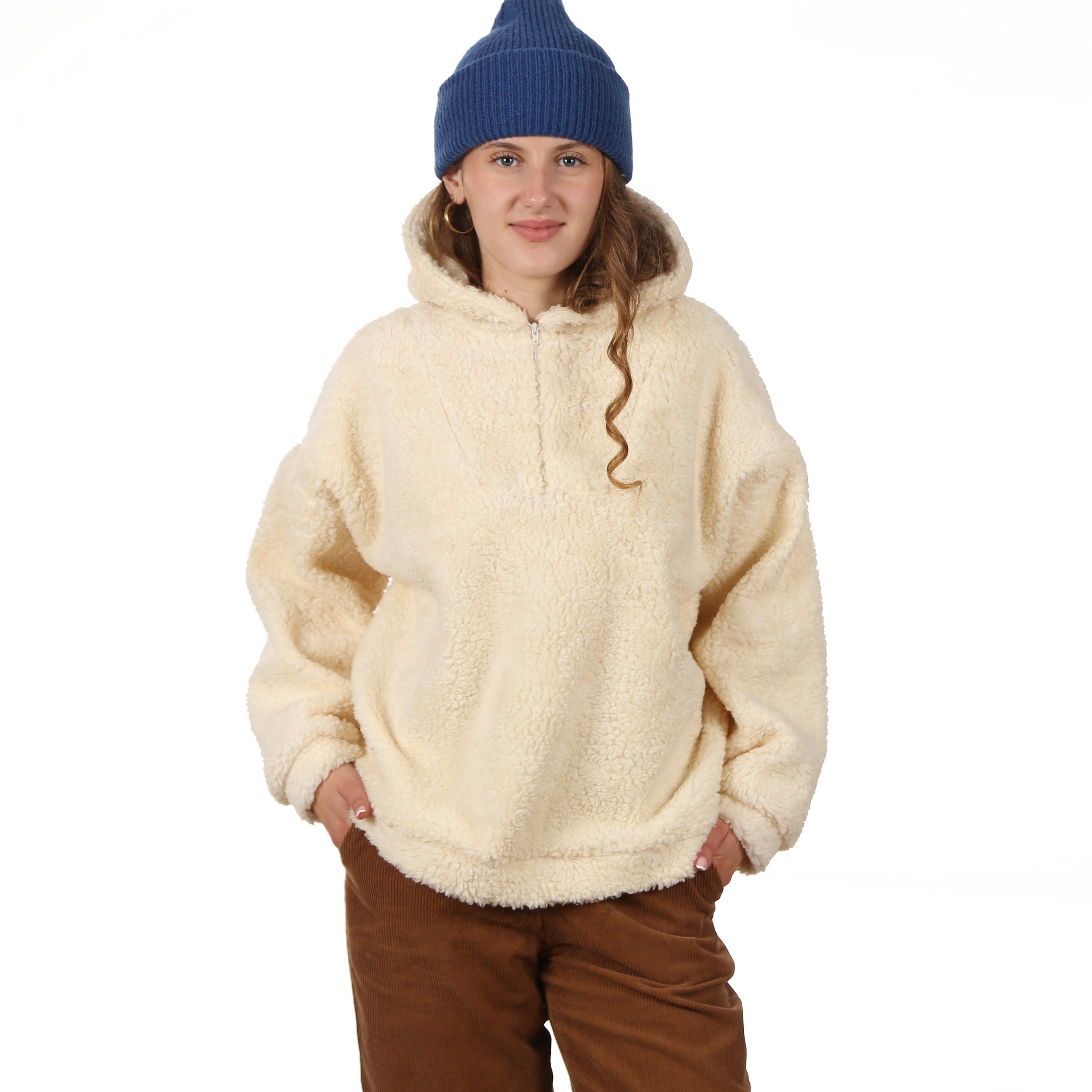 Schnittmuster FRAU YUTTA – extra-oversized Hoodie mit Reißverschluss, STUDIO SCHNITTREIF
