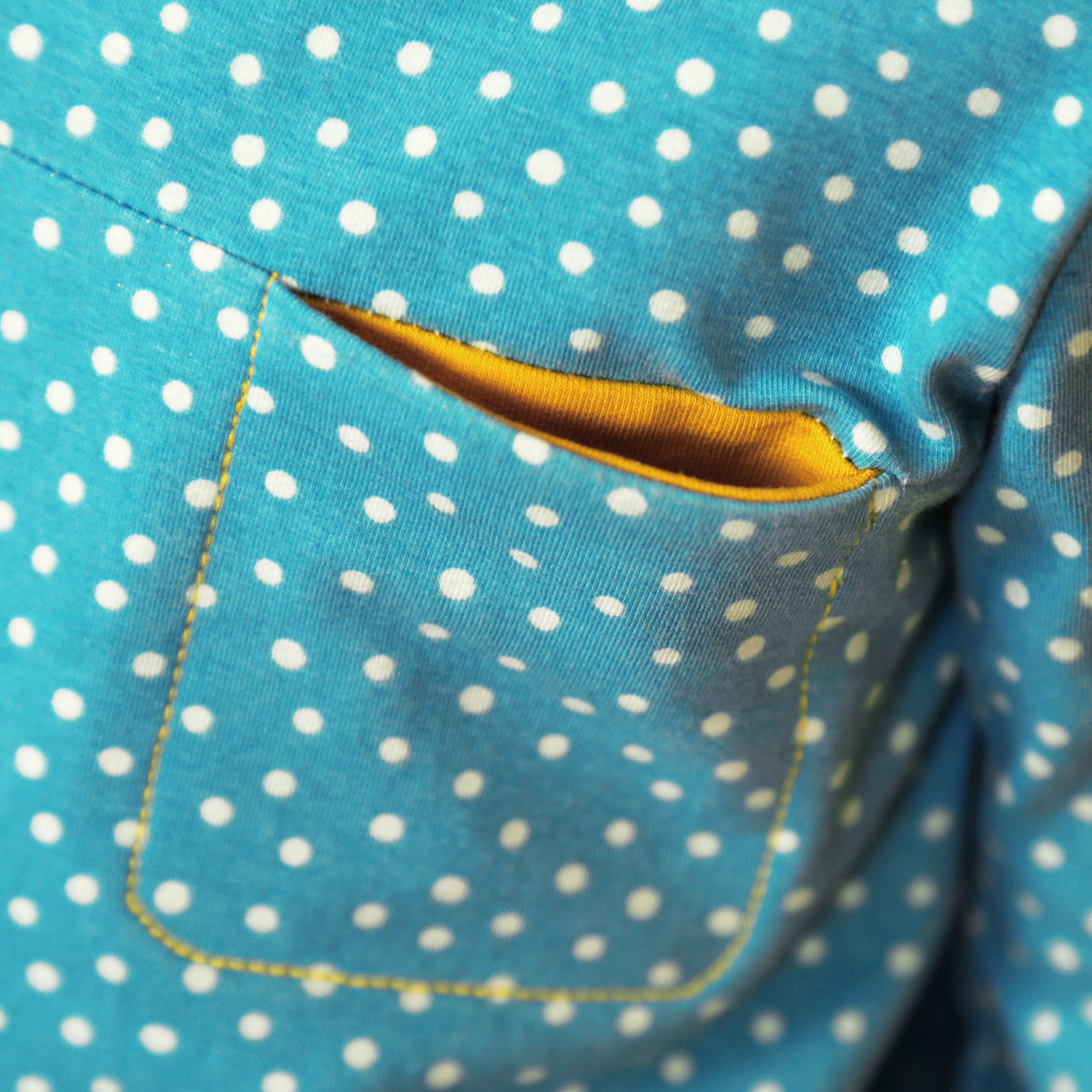 Schnittmuster BENTE – lässiger Kindersweater mit Brusttasche, STUDIO SCHNITTREIF