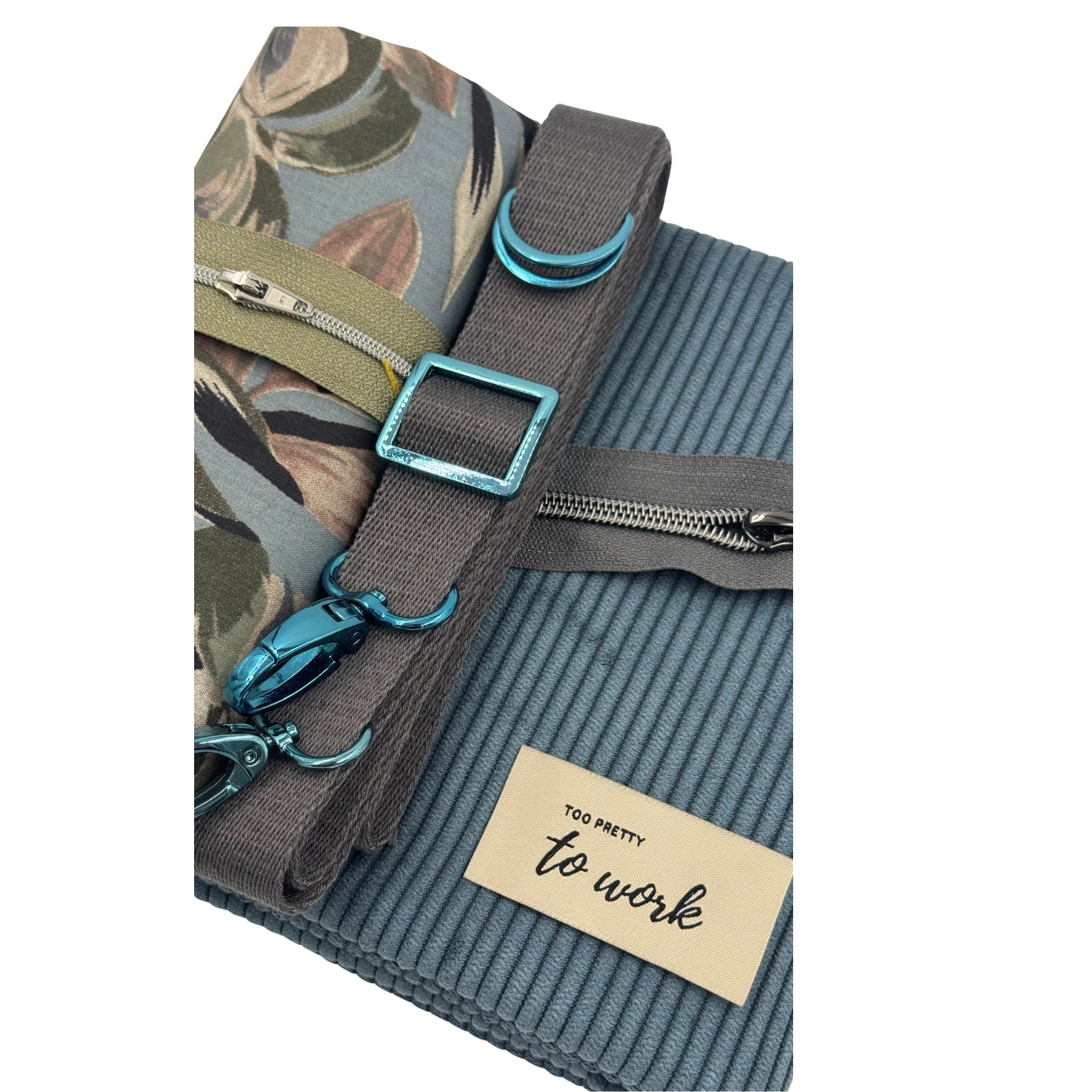 Nähpaket Tasche "MeLuna" aus Cord & Blätterprint & Grau & Blaue Hardware & Too pretty to work